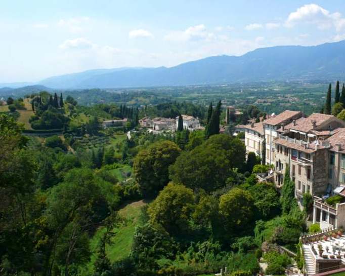 Miniatura per l'articolo intitolato:Per l’asolano flussi turistici da primato